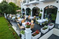 Chimaera Hotel - breakfast