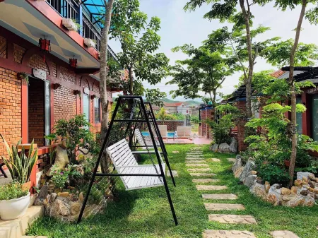 Phong Nha Vu's Homestay Отели в г. Son Trach