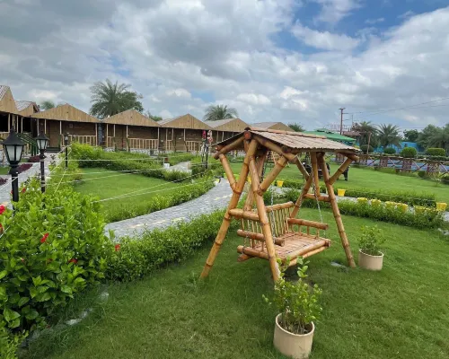 Gopika Resort Hôtels à : Vrindavan