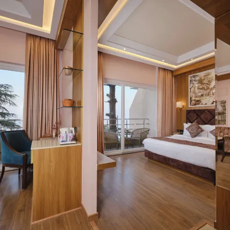Regenta Place Dalhousie Just 500 Meters Walkable from Mall Road