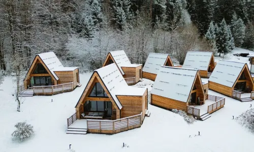 Mountains & Lakes - Chaletdorf & Appartements