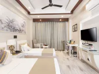 Skon Boutique by Orion Hotels Hotels near INA Metro Station