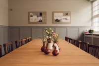 Arnbjerg Pavillonen Hotels in Tistrup