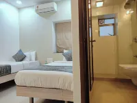 阿波羅旅館 鄰近克拉巴區的酒店