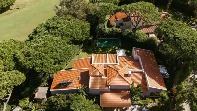 Light Villa by Cadenzalux Hotels in 