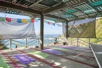 Villa Aikia (Adults Suites A/C) - parking