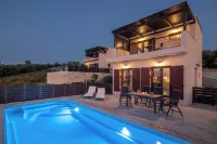 Brand New Villa Plyto - Amazing Views - Heated Pool - Villas