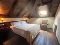 Hospedería Rural Santa Cruz Hotels in Pas - Miera