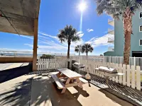 Crystal Shores West 707