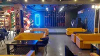 Syrus Hotel