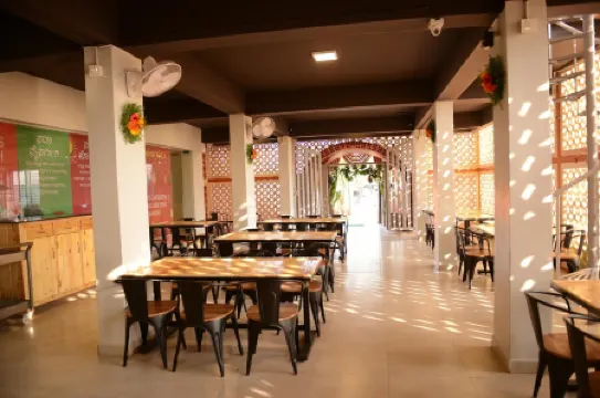 Hotel Parth Residency