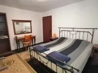Three Bedroom House with Garden Only 10 km from Veliko Tarnovo