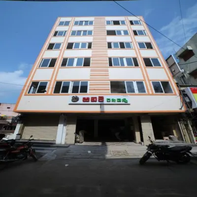 iROOMZ GVK Residency