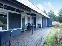 6 person holiday home in Blokhus-By Traum