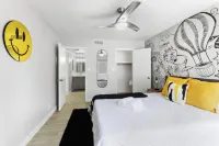 Modern, stylish condo in Sun Devil Country