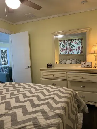 Barrow Bungalow Near Big House, Fishing, Downtown Tavares and Mt Dora