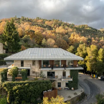 TheVagar Hotels near Belmonte Castle