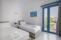 Porto Bello di Paros Studios - 조식 운영