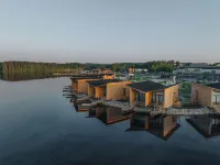 Bella Lake Resort - parking
