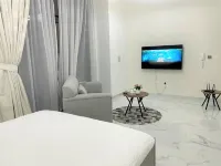 Amazing Stay in Majan Dubai Hotels near Zayed University UAE