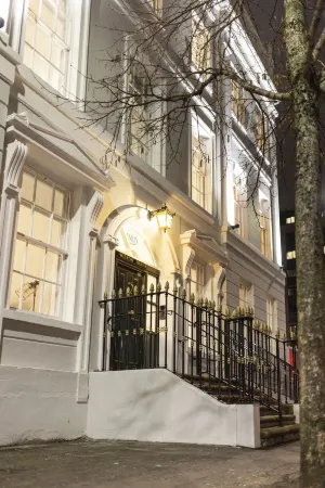 Wilton House Отели рядом с достопримечательностью «Кафедральный собор Сейнт Питер»