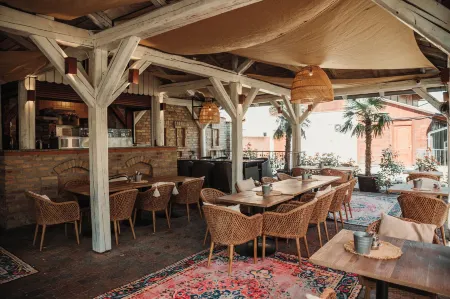 Hotel la Riva Отели в г. Шиофок