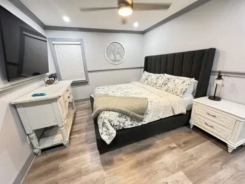 Spacious 4-bedroom house with Hot Tub in beautiful Balch Springs with AC, WiFi