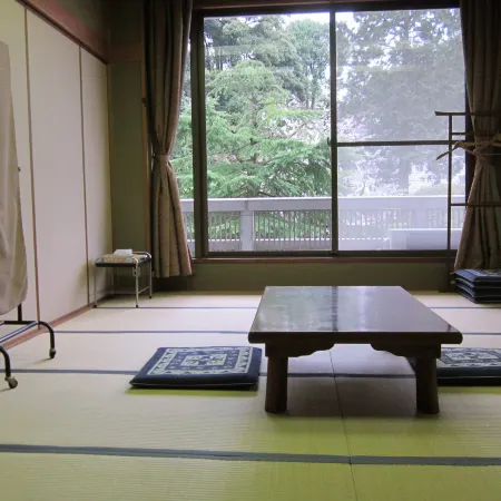 Ishizuchi Jinja Kaikan
