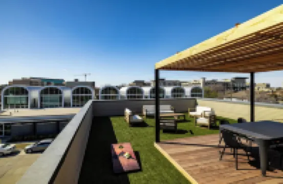 Rooftop Loft – World Cup Ready + Fast Wi-Fi
