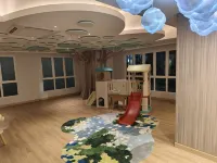 Eksklusif Studio Bella Tower Pakuwon City by ERELYN
