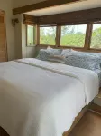 Ocean view home on canal w/dock in South Bimini - 3 Sao