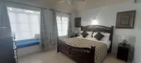 The Falls - Luxury 2-Bed Townhouse in gated community Hotels in Holetown
