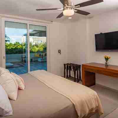 BEACHFRONT w/Huge pool & private terrace l BBQ I Fast WiFi 2Br Rooms