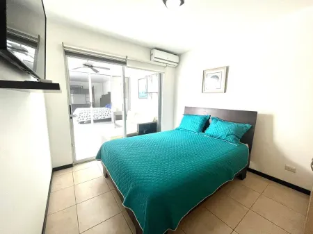 Pura Vida Beach House, Bejuco