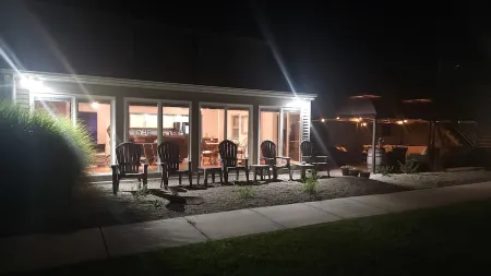 WATERFRONT house on Buckeye Lake Ohio with Boat Dock Available