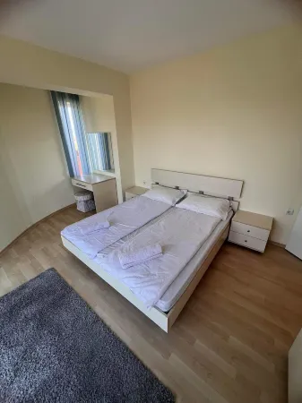 Poki Apartment - Bulgaria near Sunny Beach. Pet-Friendly. Отели в г. Несебыр