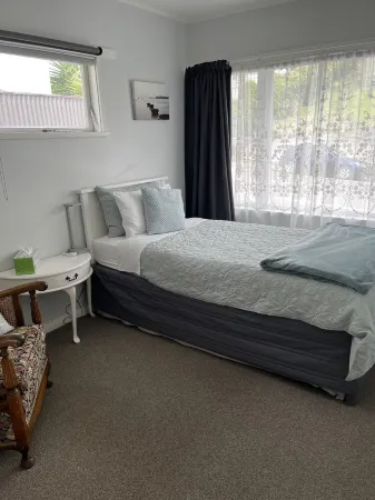 Didi's Place - right where you want to be and pet friendly too!