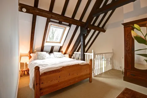 Stylish apartment that combines contemporary chic with character and comfort 格羅斯蒙特住宿飯店