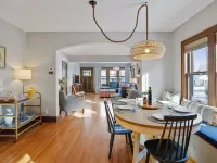 Rarely Available - Downtown Wayzata Home Hotels in Wayzata