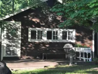 Fantastic Torch Lake Waterfront Cottage B ~ Tennis Court ~ Kayaks And SUP's!