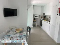 Sophisticated T2 in Monte Gordo C / WiFi