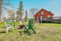 Lake Michigan views! Complimentary housekeeping with monthly stays Mar-Apr. 투 리버스 파크스 앤드 레크리에이션 주변 호텔