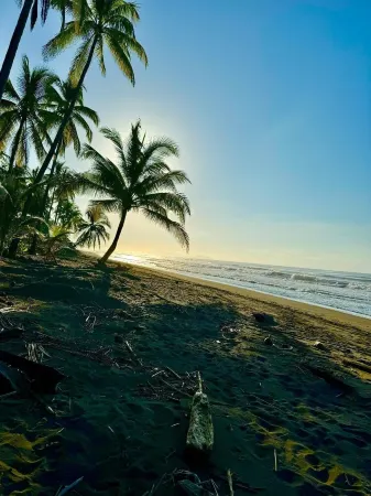 Pacific Ocean-Front Villa de Azul. stunning Sunrises & Sunsets, 3bd 2 full baths