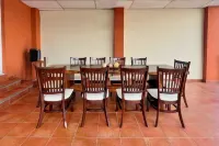 Rancho Chanel Hotels in El Congo