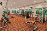 Mayfair Lake Resort - salle de sport