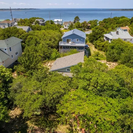 Venus Studio: Hottub, King Bed, Kayak, Bikes, SUP,