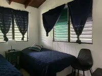 6 min walk to beach / private pool/ AC