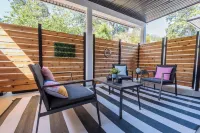 New and spacious suite close to town, attractions and hospital