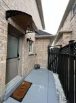 2 Bedroom Basement Apartment with Seperate Entrance. Free Wifi & Parking.