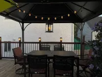 Cozy , spacious and comfortable house. Pet friendly! And close to everything!!! Hotels in Chilliwack